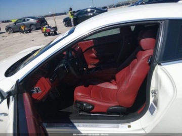 Maserati GranTurismo 2012 Maserati GranTurismo S Automatic 2012 4.7 Benzyna 433KM, zdjęcie 12