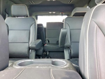  GMC Yukon Slt 2023 5.3 Benzyna 355KM, zdjęcie 6