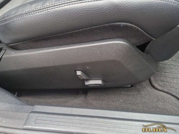 Mercedes Klasa E W212 Limuzyna 350 CDI BlueEFFICIENCY 231KM 2009 Mercedes-Benz Klasa E E350 V6 Diesel Automat Szyberdach 3.0 Diesel 230KM, zdjęcie 32