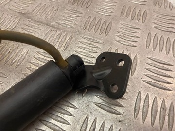 PORSCHE MACAN (95B) 2017 TLUMIČ KRYT ZADNÍ KUFRU