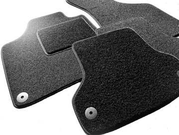 Водительский коврик, ПРЕДНАЗНАЧЕННЫЙ для модели STANDARD.