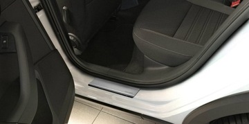 LIŠTA PRAHU PEUGEOT 208 II HB/5D 2019+