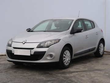 Renault Megane III Hatchback 1.6 16v 110KM 2011 Renault Megane 1.6 16V, Salon Polska, Klima, zdjęcie 1