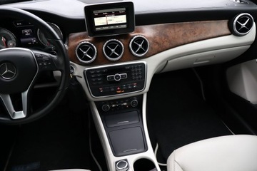 Mercedes GLA I Off-roader 1.6 200 156KM 2014 Mercedes GLA GLA 200, Salon Polska, Automat, zdjęcie 7