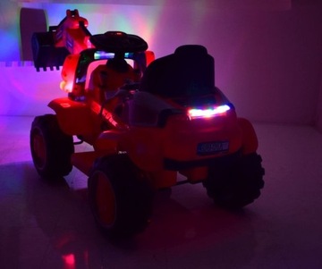 БОЛЬШОЙ ЭКСКАВАТОР С ДИСТАНЦИОННЫМ УПРАВЛЕНИЕМ, ПОЛНАЯ ОПЦИЯ, ПОДВИЖНЫЙ КОВШ, /1988 г.в.