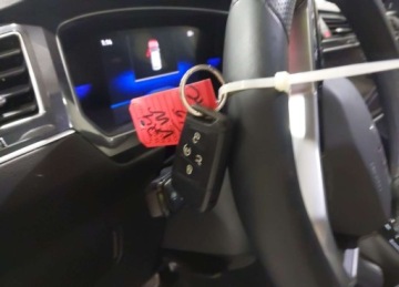 Volkswagen Tiguan III 2024 Volkswagen Tiguan 2024r., 2.0t Se R-line Black, 2L, od ubezpieczalni 2.0, zdjęcie 8