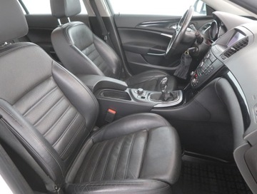 Opel Insignia I Hatchback 2.0 CDTI ECOTEC 160KM 2010 Opel Insignia 2.0 CDTI, Skóra, Navi, Xenon, zdjęcie 8