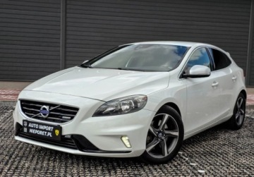 Volvo V40 II Cross Country D3 150KM 2013 Volvo V40 R-DESIGN D3 2,0 R5 150KM Automat 2.0 Diesel 150KM, zdjęcie 1