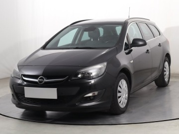 Opel Astra J Sports Tourer Facelifting 1.6 CDTI ecoFLEX 110KM 2015 Opel Astra 1.6 CDTI, Klima, Klimatronic, Tempomat, zdjęcie 1