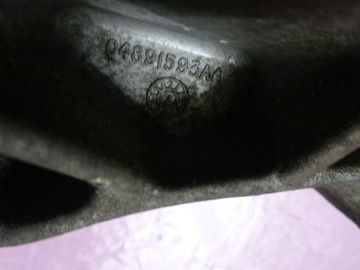 JEEP PATRIOT 2.4 170KM 08R. ED3 04891593AA UCHYCENÍ DRŽÁKY PUMPY SERVA