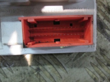 DISPLEJ AUTORÁDIO RENAULT MEGANE II 8200107839 B