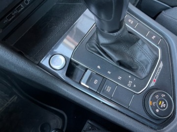 Volkswagen Tiguan Allspace SUV 2.0 TDI 190KM 2020 Volkswagen Tiguan Allspace 2.0 diesel 190 KM automat 4 Motion R - LINE, zdjęcie 18