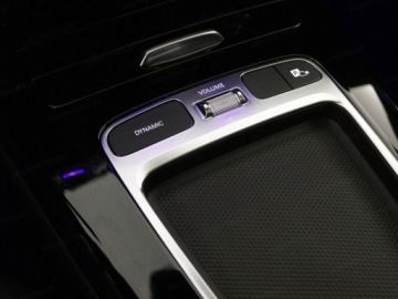 Mercedes Klasa A W177/V177 Hatchback AMG Facelifting 2.0 A35 306KM 2025 MERCEDES-BENZ A Klasa 35 AMG 4-Matic 2.0 (306KM) 2025, zdjęcie 11