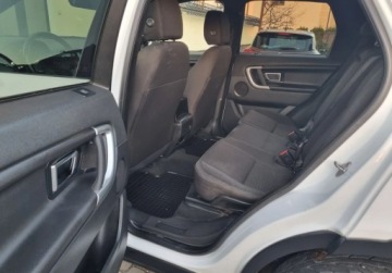 Land Rover Discovery Sport SUV 2.0 TD4 180KM 2018 Land Rover Discovery Sport 2.0D 180ps 4x4 Bezwypadkowe Zarejestrowane w PL, zdjęcie 13