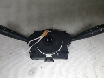 ПЕРЕКЛЮЧАТЕЛЬ PEUGEOT 96663084XT