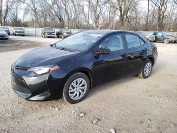 Toyota Corolla XI 2018 Toyota Corolla 2018, 1.8L, na przod, po gradobiciu, zdjęcie 1