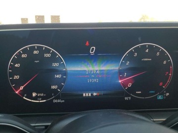 Mercedes GLE V167 2024 Mercedes-Benz GLE 2024, 2.0L, 4x4, od ubezpieczalni 2.0 Benzyna 255KM, zdjęcie 10