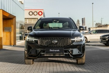Volvo XC60 II Crossover Plug-in Facelifting 2025 2.0 T8 Plug-in hybrid 455KM 2026 Volvo XC 60 Ultra Black Edition T8 AWD plug-in, zdjęcie 2