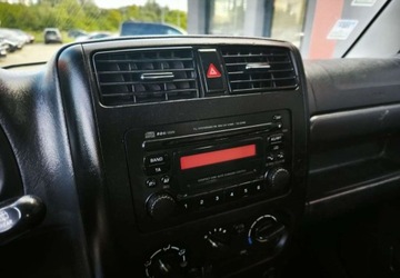 Suzuki Jimny III Standard 1.5 TD 86KM 2006 Suzuki Jimny Suzuki Jimny 1.5 JLX Comfort diesel 1.5 Diesel 86KM, zdjęcie 12