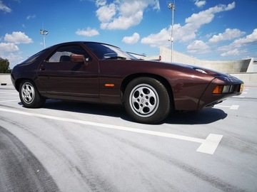 Porsche 928 4.4 241KM 1982 Porsche 928 z Japonii, zdjęcie 7