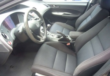 Honda Civic VIII Hatchback 3d 1.4 i-VTEC 100KM 2009 Honda Civic Honda Civic VIII Salon PL - I wlasciciel 1.3 Benzyna 100KM, zdjęcie 10