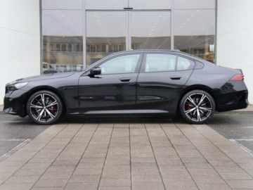 BMW Seria 5 G90-91 Touring 2.0 520d 197KM 2026 520d xDrive M Sport 2.0 (197 KM)| Systemy asystujące kierowcy, zdjęcie 1
