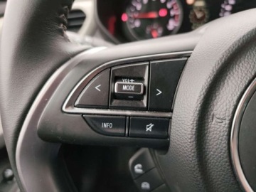 Suzuki Swift VI Hatchback Facelifting 1.2 DualJet SHVS 83KM 2024 Suzuki Swift Salon PL 1,2 benz Premium plus 2024 manual 1.2 Benzyna 83KM, zdjęcie 21