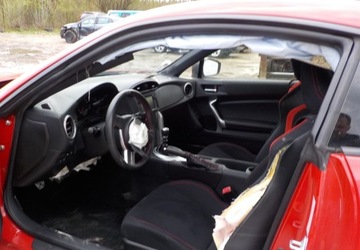Toyota GT86 Coupe 2.0 Boxer 200KM 2015 Toyota GT86 Okazja 2.0 Benzyna 200KM, zdjęcie 25