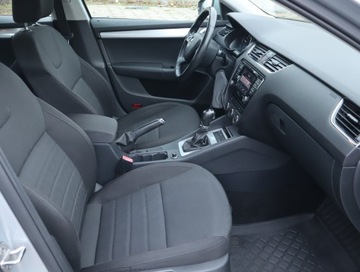Skoda Octavia III Kombi 2.0 TDI CR DPF 150KM 2015 Skoda Octavia 2.0 TDI, Salon Polska, DSG, Klima, zdjęcie 8