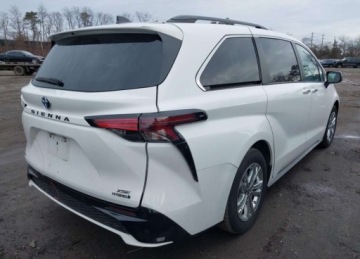 Toyota Sienna III 2022 Toyota Sienna 2022r., XSE, 2.5L, od ubezpieczalni 2.5 Hybryda 189KM, zdjęcie 6