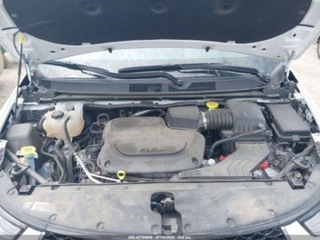 Chrysler Pacifica II 2023 Chrysler Pacifica Touring L, 2023r., 3.6L 3.6 Benzyna 287KM, zdjęcie 11