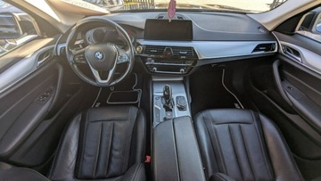 BMW Seria 5 G30-G31 Touring 520d 190KM 2018 BMW 520 190PS OPŁACONY Bezwypadkowy Automat, zdjęcie 19