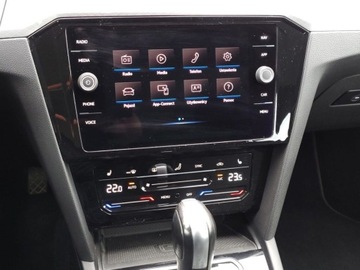 Volkswagen Passat 2022 Volkswagen Passat Variant HAK Faktura VAT Kamera Nawigacja 2.0 Diesel, zdjęcie 18