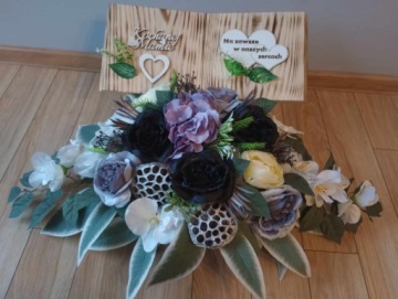 Искусственные цветы, украшение могилы, композиция, кладбищенский могильный букет КНИГА