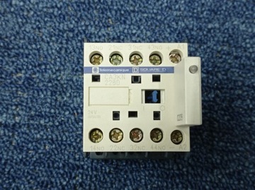 Stycznik telemecanique CA3KN 22BD