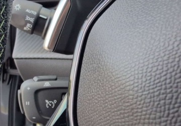 Peugeot 2008 II SUV Facelifting 1.2 Hybrid 145 145KM 2025 Peugeot 2008 II (2019-) SalonPL FV23 Zadbany mHev 145KM Kredyt 0 Leasing 1, zdjęcie 19