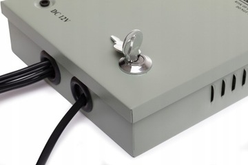 БЛОК ПИТАНИЯ CCTV 12В 5А МАКС. 4 КАМЕРЫ НАБЛЮДЕНИЯ