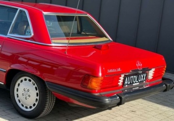 Mercedes SL R107 1986 Mercedes-Benz SL Mercedes-Benz SL 5.5 Benzyna 223KM, zdjęcie 3