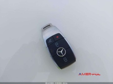 Mercedes GLC C254/X254 2022 Mercedes-Benz GLC 2022 r., 300 4MATIC SUV 2.0 Benzyna 255KM, zdjęcie 12