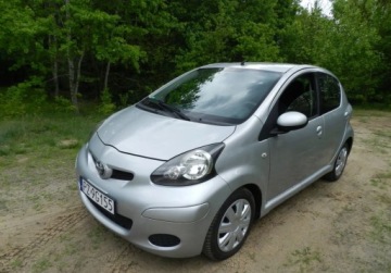 Toyota Aygo I Hatchback 3d 1.0 VVT-i 68KM 2009 Toyota Aygo mala tania niezawodna 5drzwi KLIMA bez rdzy Benzyna 68KM, zdjęcie 2