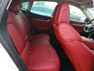 Maserati Levante 2023 Maserati Levante Modena, 2023r., 4x4, 3.0L 3.0 Benzyna 424KM, zdjęcie 9