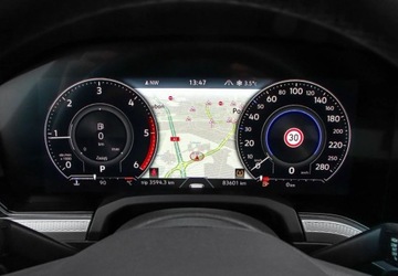 Volkswagen Touareg III SUV 3.0 V6 SCR TDI 231KM 2022 Volkswagen Touareg 3.0 TDI 231KM Tiptronic, Reflektory LED Matrix, Kamera, zdjęcie 18