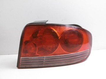 HYUNDAI SONATA EF 01-04 SVĚTLO ZADNÍ PRAVÁ 4D 92402-3D + VLOŽKA ŽÁROVKY