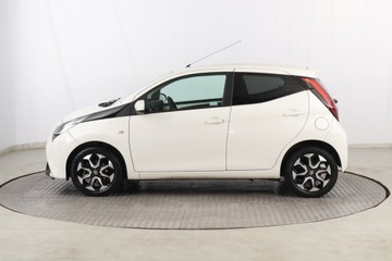 Toyota Aygo II Hatchback 3d Facelifting 1.0 VVT-i 72KM 2019 Toyota Aygo 1.0 VVT-i, Salon Polska, zdjęcie 2