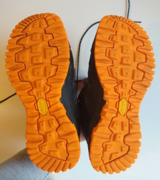 Трекинговые туфли Alpine Pro, размер 38, подошва Vibram.