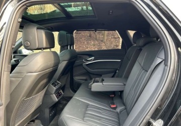 Audi Q8 e-tron 114kWh 408KM 2024 Audi Q8 Audi Q8 Elektryczny 408KM, zdjęcie 24