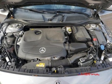 Mercedes GLA I 2018 Mercedes-Benz GLA 2018 r., 2,0L 250 4 MATIC 2.0 Benzyna 208KM, zdjęcie 10