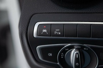 Mercedes GLC C253 SUV 2.1 220 d 170KM 2018 Mercedes-Benz GLC 220D 4Matic AMG Salon PL Autotrade Mercedes-Benz, zdjęcie 26