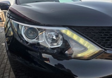 Nissan Qashqai II Crossover 1.6 DIG-T 163KM 2017 Nissan Qashqai 1.6Benz.163KM 6Bieg.Klimatr.Navi Kamera KEY BLUET.LEDY Opla, zdjęcie 3