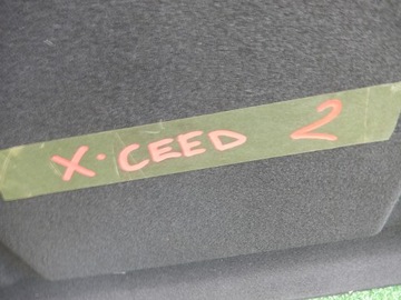 POLIČKA KUFRU ZADNÍ KIA X-CEED